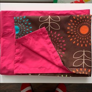 Twin Top Sheet & Pillow Case Sham Pink Brown